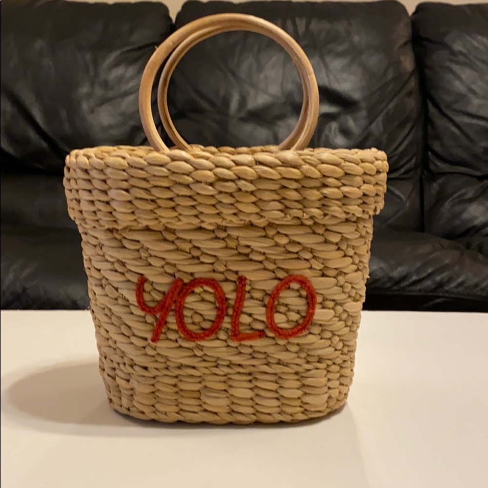 POOLSIDE YOLO Woven Basket Bag *NWOT*